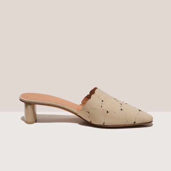 LOQ BEIGE LEATHER MULES | 39 - Picture 4 of 11